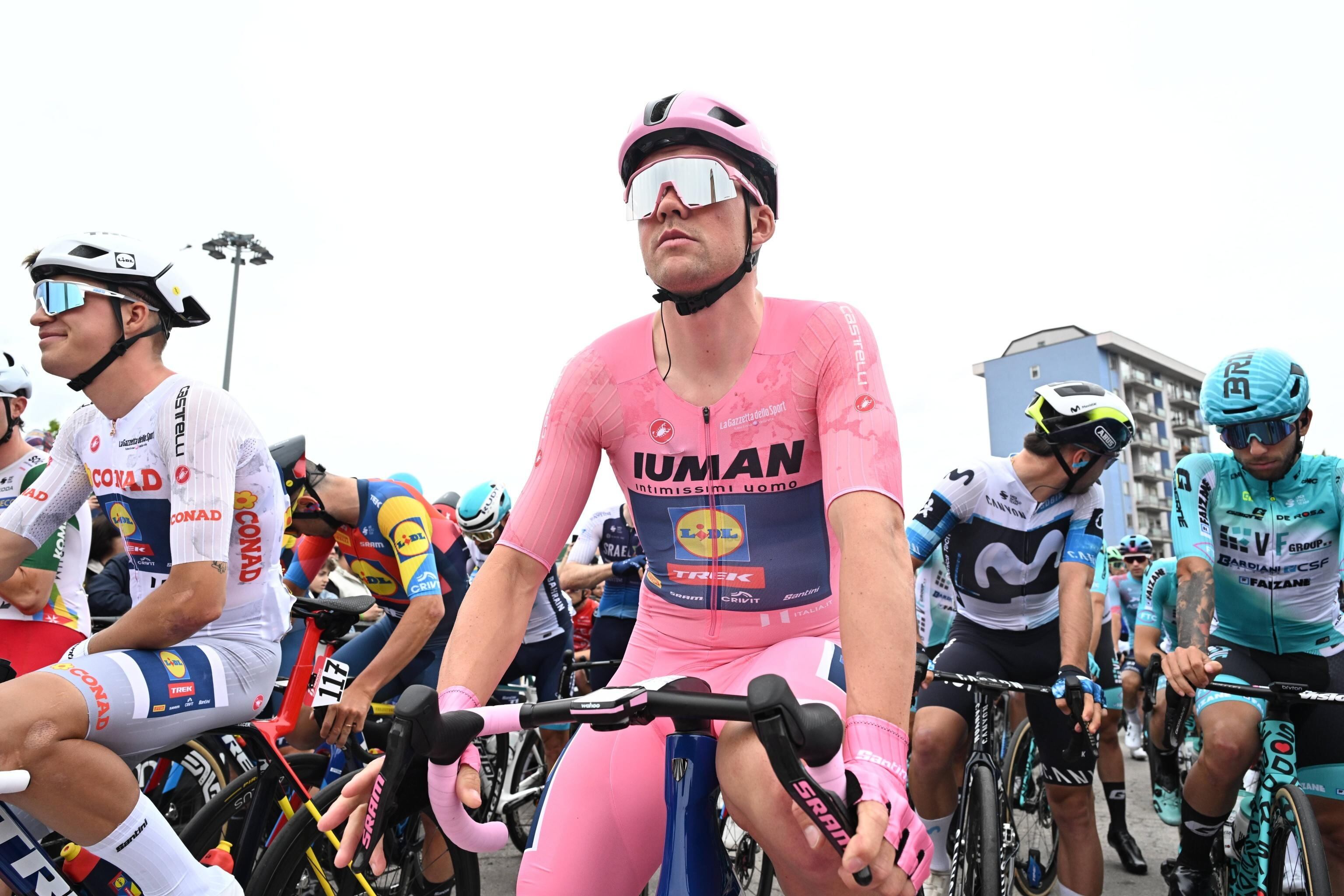 Mads Pedersen, líder del Giro de Italia tras la sexta etapa -  EFE/EPA/LUCA ZENNARO