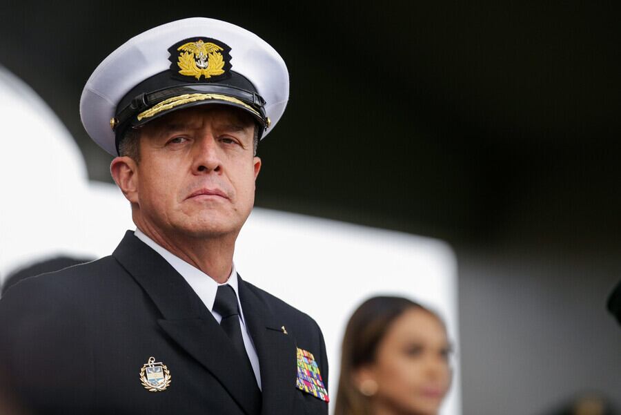 Comandante de las Fuerzas Militares, almirante Francisco Cubides