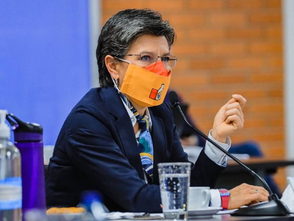 Hackearon un foro virtual de la alcaldesa López con un vídeo pornográfico