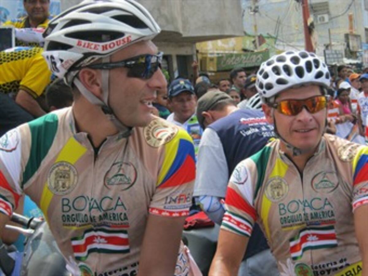 El ciclista colombiano Javier Gonzalez ganó la última etapa de la Vuelta a Tulcán