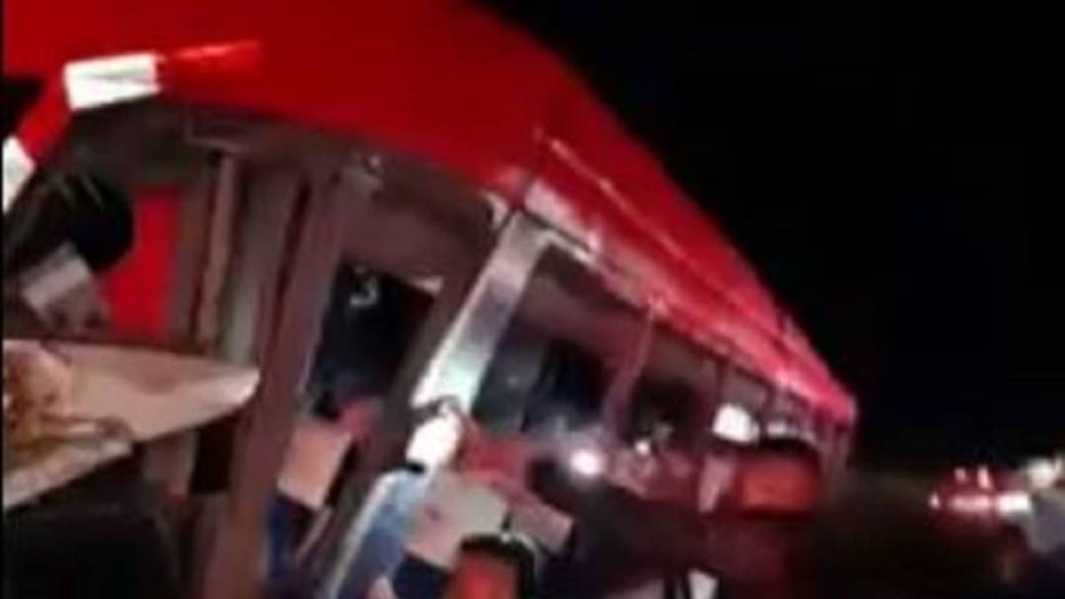 Vía Bogotá – Cartagena: accidente de bus deja 4 muertos y 25 heridos