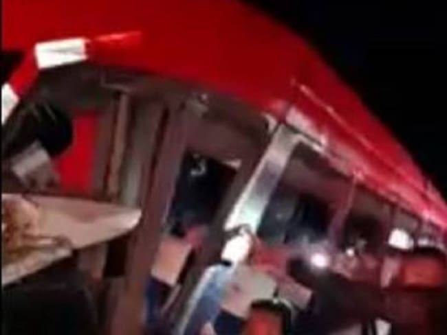 Accidente de bus en La Dorada, deja cuatro muertos y y 25 fallecidos. Crédito: Tomada de Dorada Informa