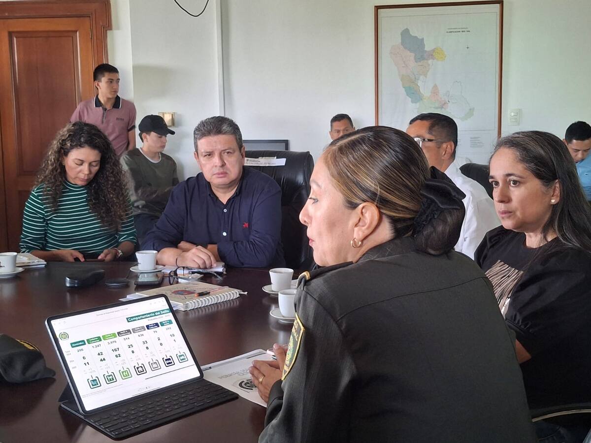 Autoridades de Pereira acuerdan la instalación de una subestación de policía en Caimalito