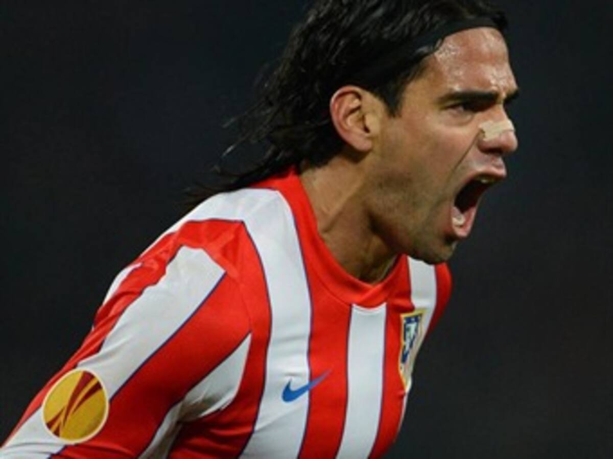 Falcao García anotó su gol 100 en Europa y clasifica al Atlético de Madrid a semifinales.