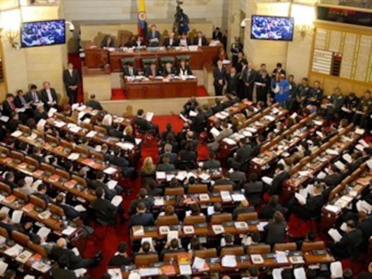 Arranca inspección de la Corte Suprema al Congreso por el trámite del referendo