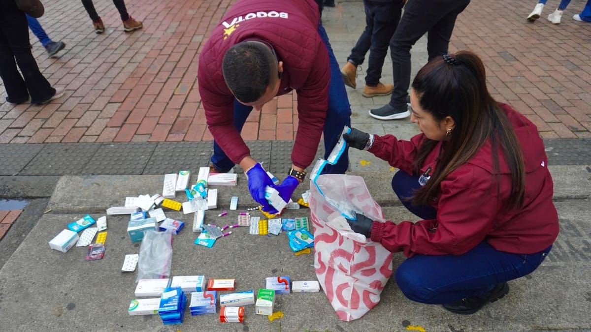 En Bogotá encontraron un mercado de agujas de insulina y medicamentos vencidos