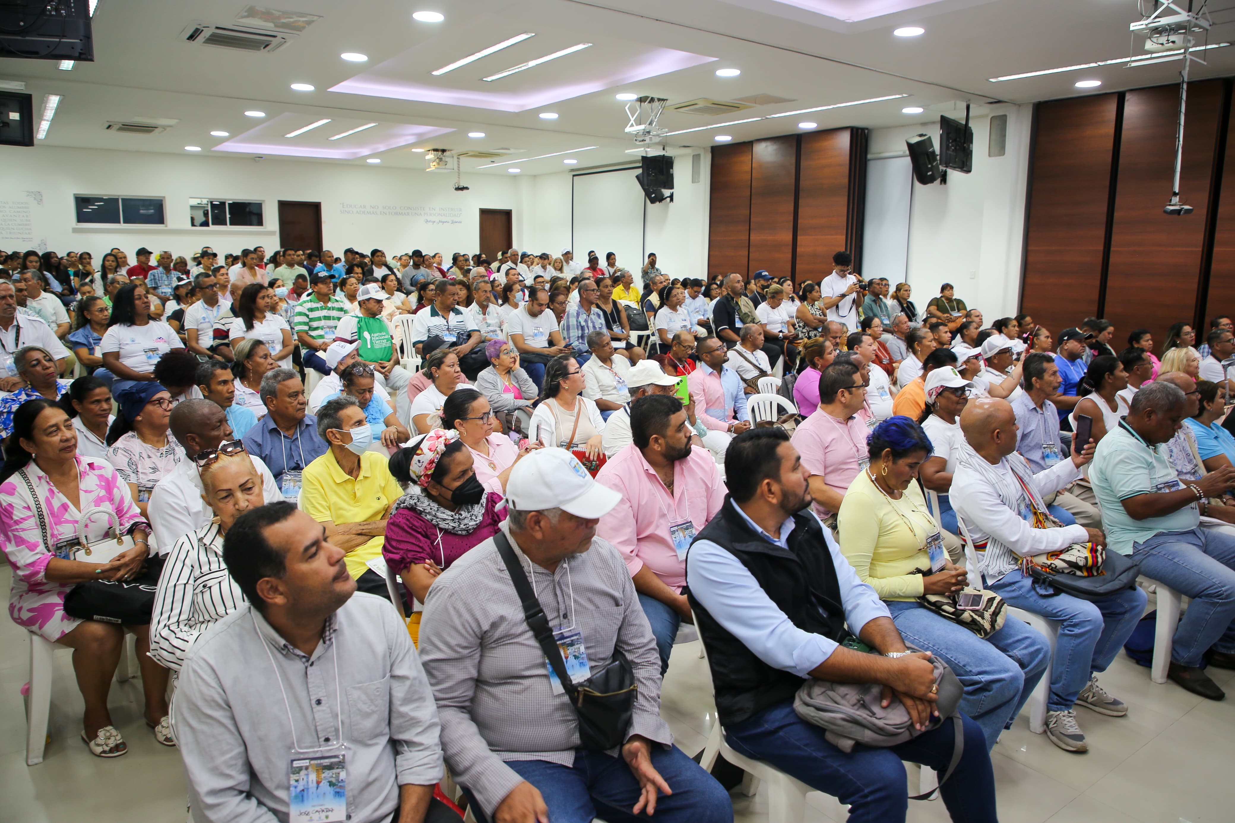 Líderes comunales de Santa Marta se capacitan tras alianza entre la Alcaldía Distrital y la Universidad Sergio Arboleda