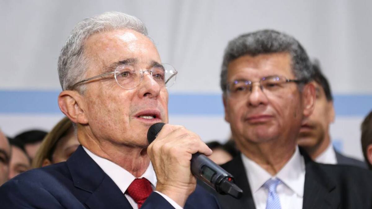 Centro Democrático se pronuncia frente a abucheo hacia Uribe en Santa Marta