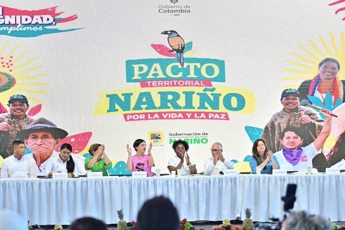 Suscripción Pacto por la vida y la Paz de Nariño, foto: Presidencia de la República.