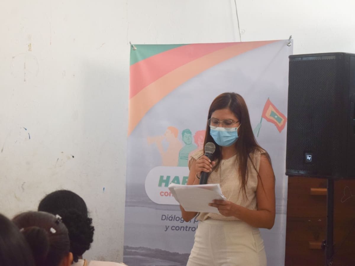 En Bayunca se habló con transparencia sobre pobreza y corrupción