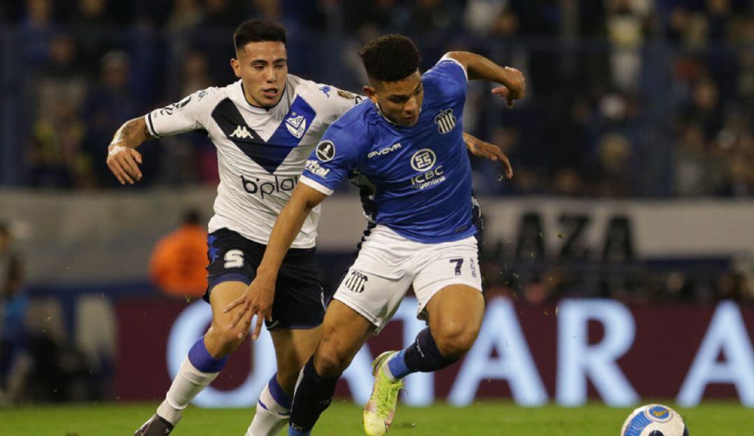 Diego Valoyes en enfrentando a Vélez Sarsfield por Copa Libertadores