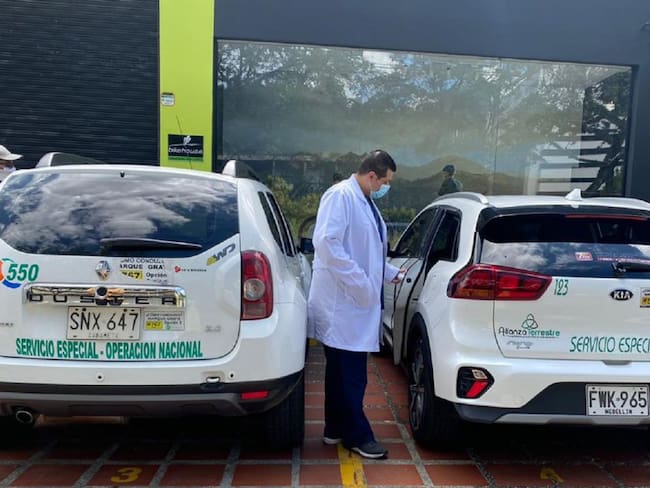 Asignan 80 vehículos para transportar personal de salud en Medellín
