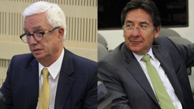 Escuche pelea completa entre el senador Robledo y Nestor H. Martínez