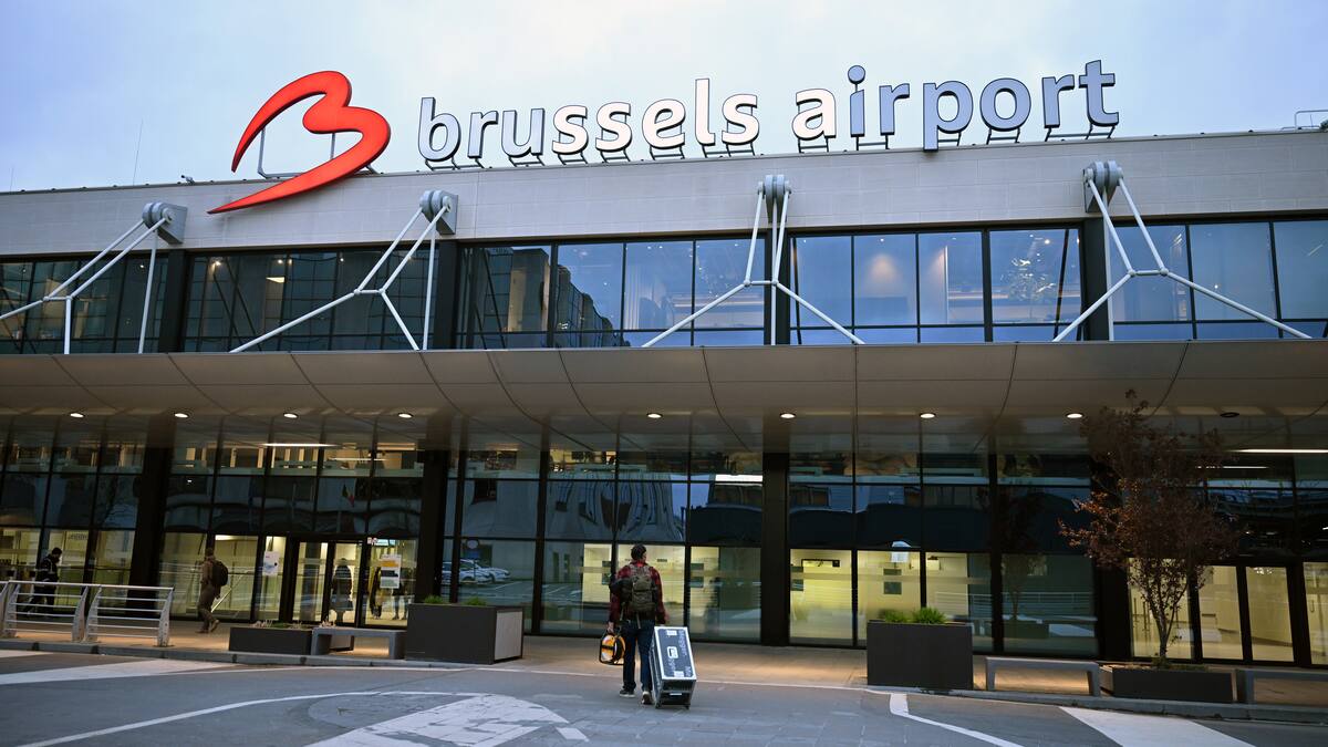 Vuelos suspendidos en el aeropuerto de Bruselas por presencia de drones en la zona