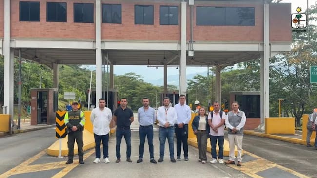 La alcaldía de San Luis de Gaceno hizo entrega a la concesión Transversal del Sisga la estación de peaje / Foto: Suministrada.