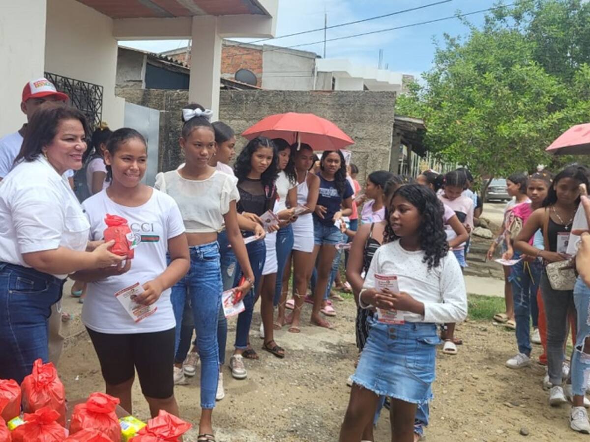 Acciones contra la pobreza menstrual propone precandidata a la Alcaldía, Jacqueline Perea