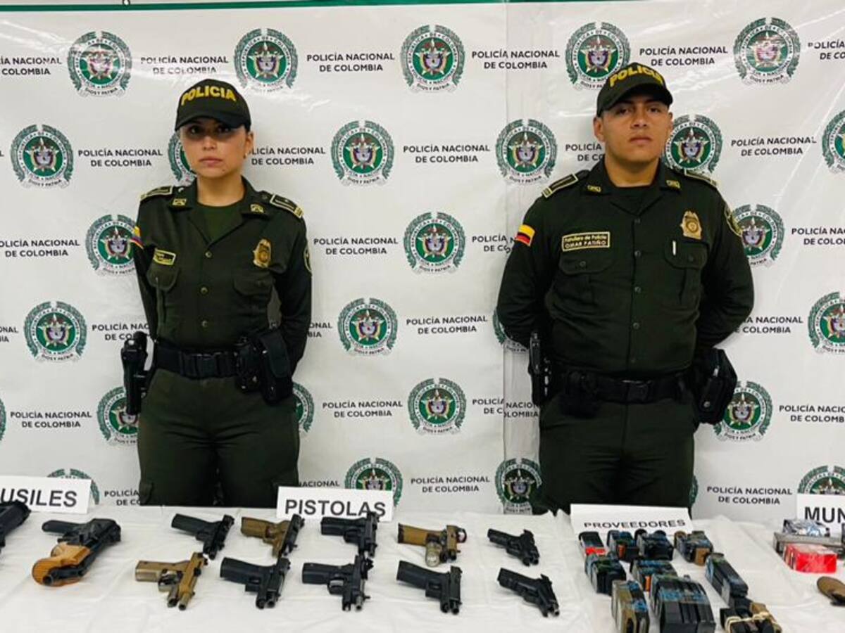 Interceptan arsenal de guerra en el aeropuerto Alfonso Bonilla Aragón