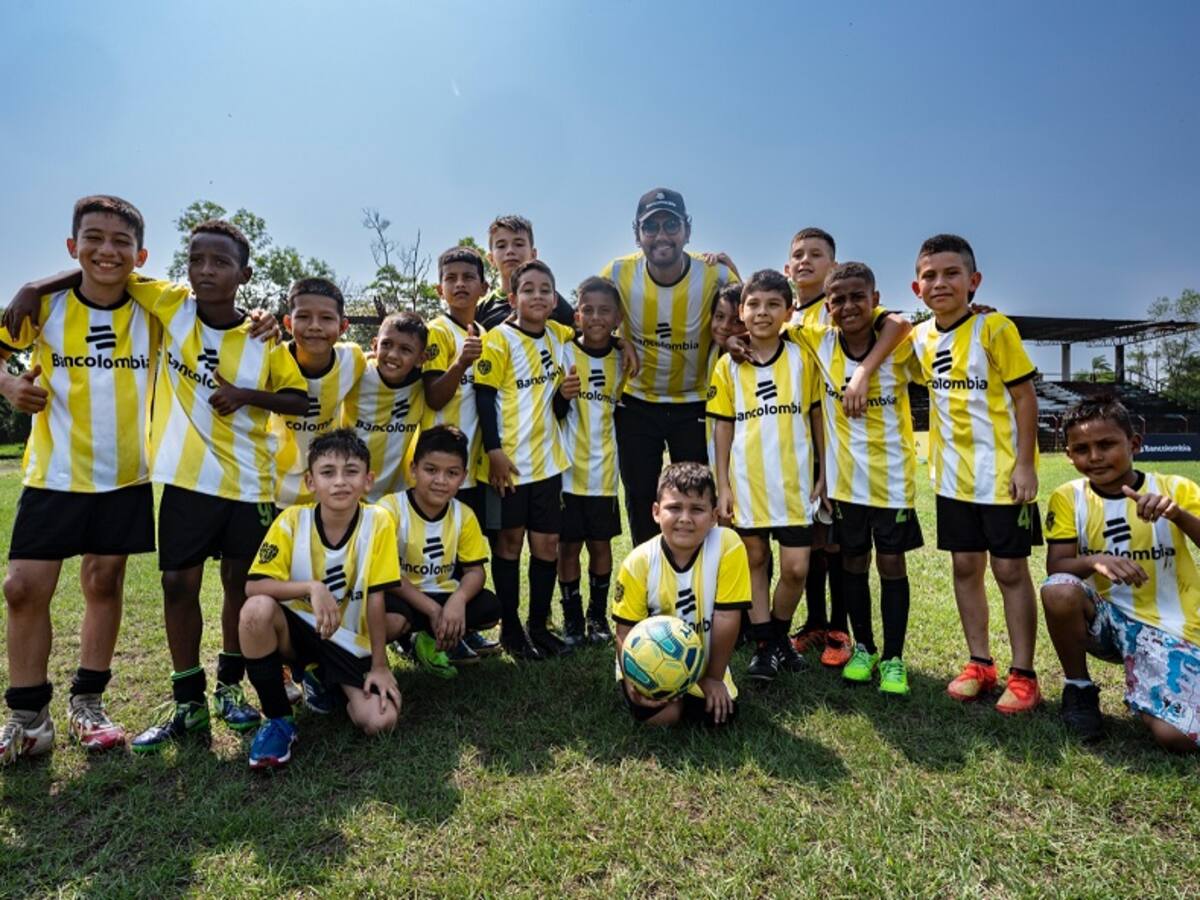 200 jóvenes de Pontezuela se beneficiarán con Campamentos de Fútbol de Bancolombia