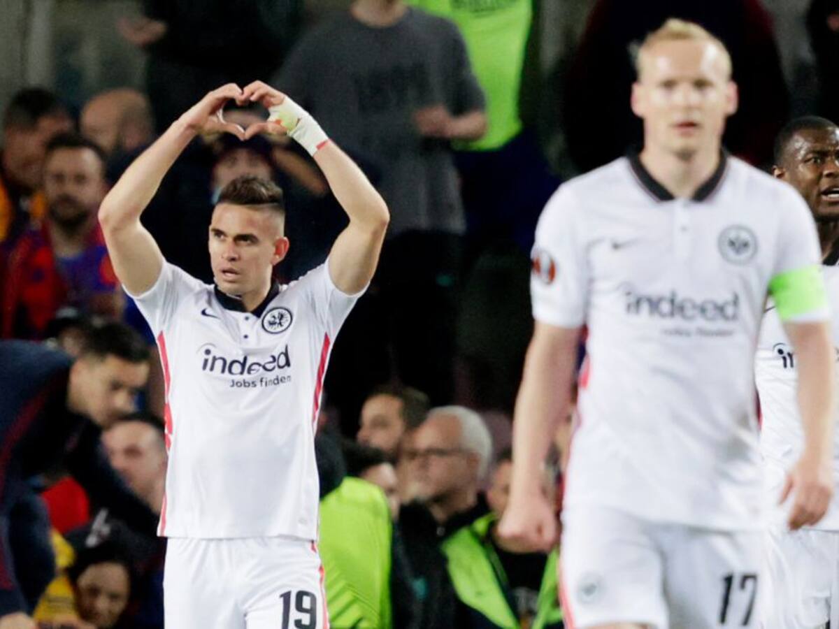 Con gol de Borré, Frankfurt eliminó al Barcelona de la Europa League