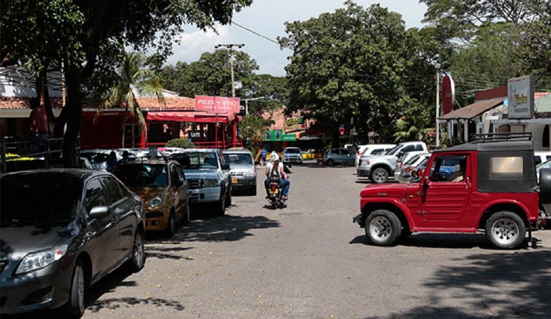 Líderes lamentan caos vial en Comercial Bolívar