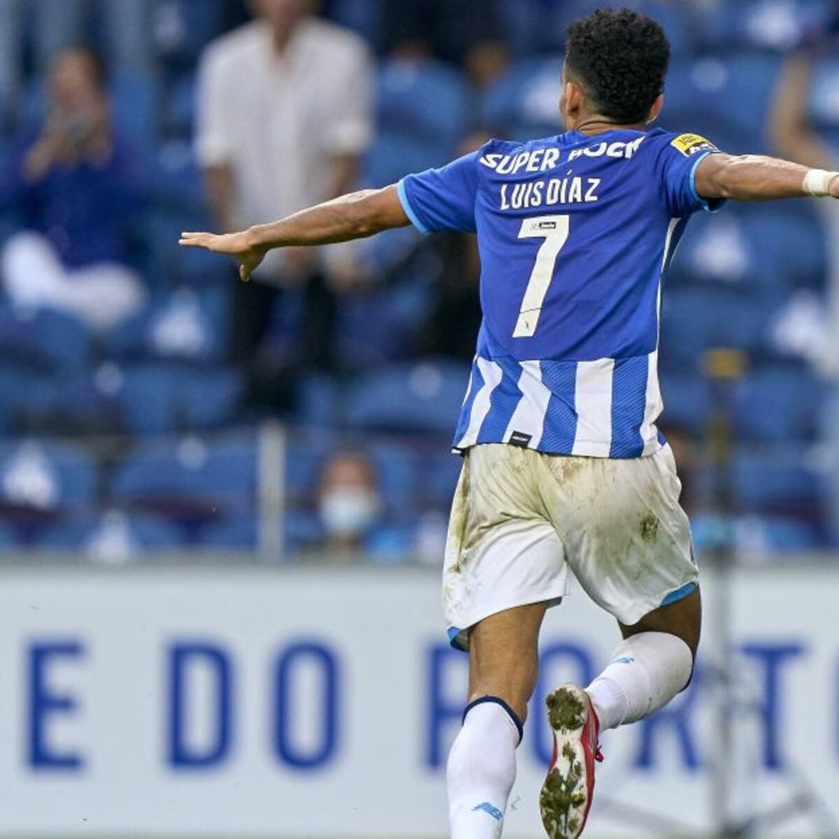 Porto tricolor: Luis Díaz se fajó con doblete en goleada 5-0 en la Liga