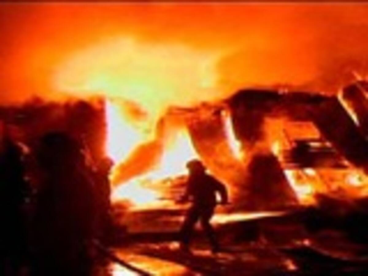 Colombiano indocumentado se convierte en héroe por salvar a una anciana en un incendio en España