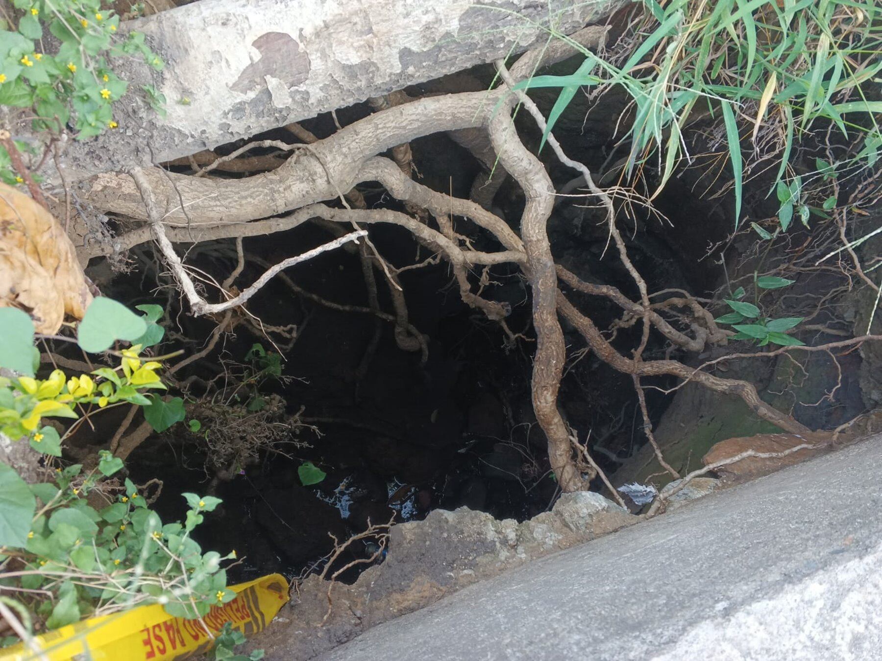 Hueco en la calle 37 con Ferrocarril