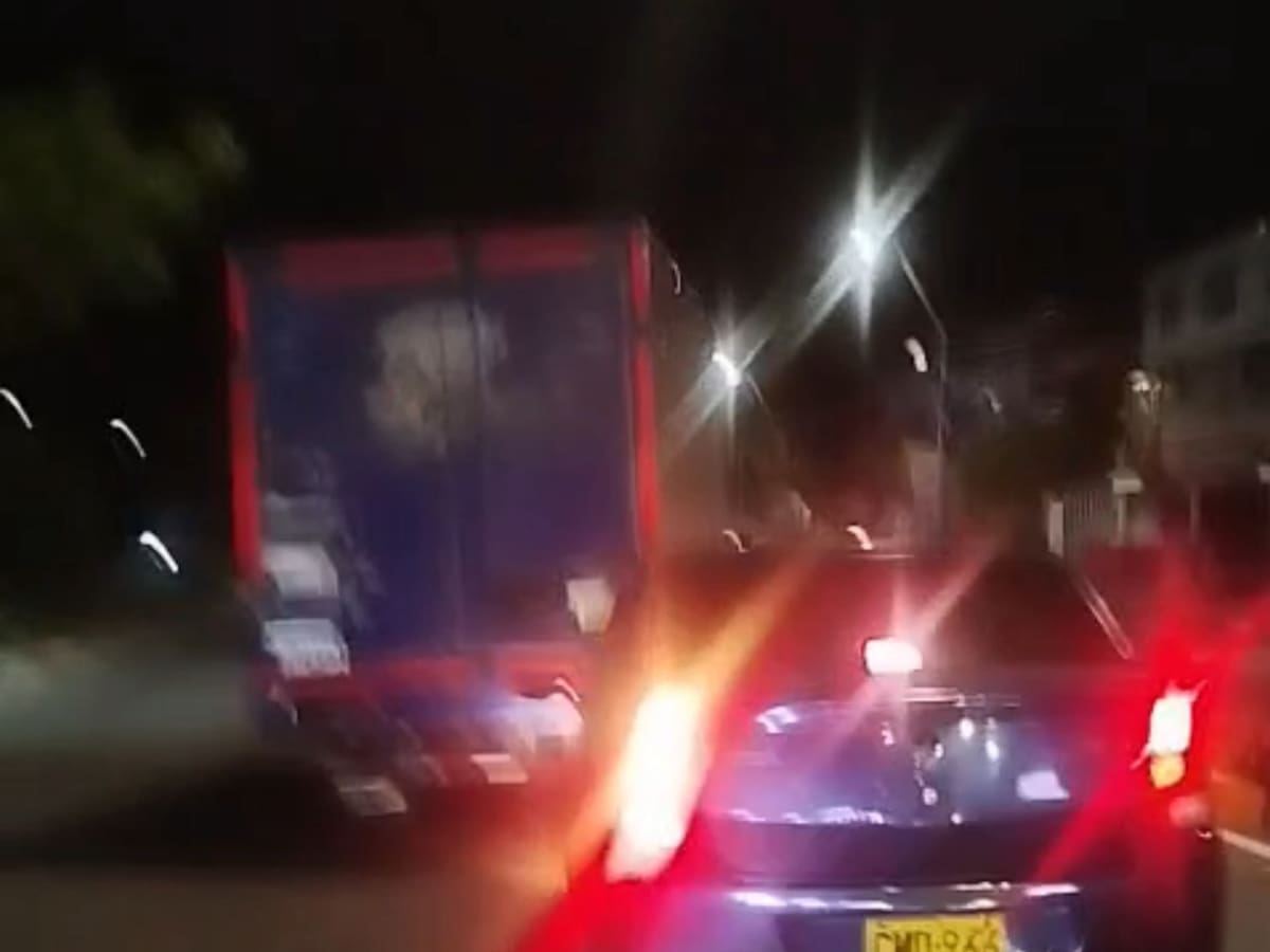 Conductor borracho huyó tras arrollar motociclistas en Cali: dejó seis heridos y fue capturado