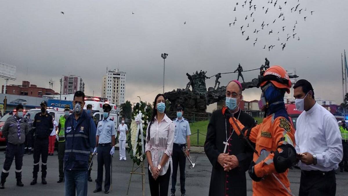 Cali rindió homenaje a los médicos fallecidos por COVID-19