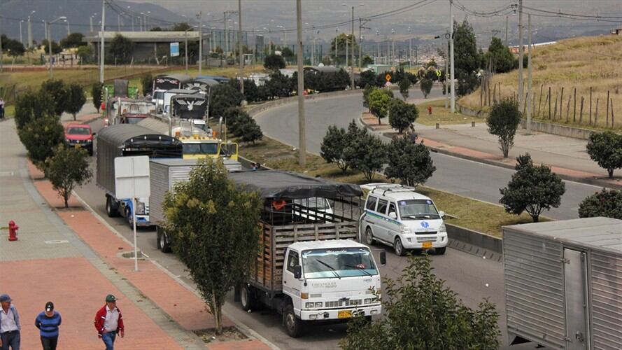 Se trata de una medida autorizada por la Agencia Nacional de Seguridad Vial ante un plan de obras. Es la primera ciudad capital del País que toma esta decisión.. Foto: Colprensa