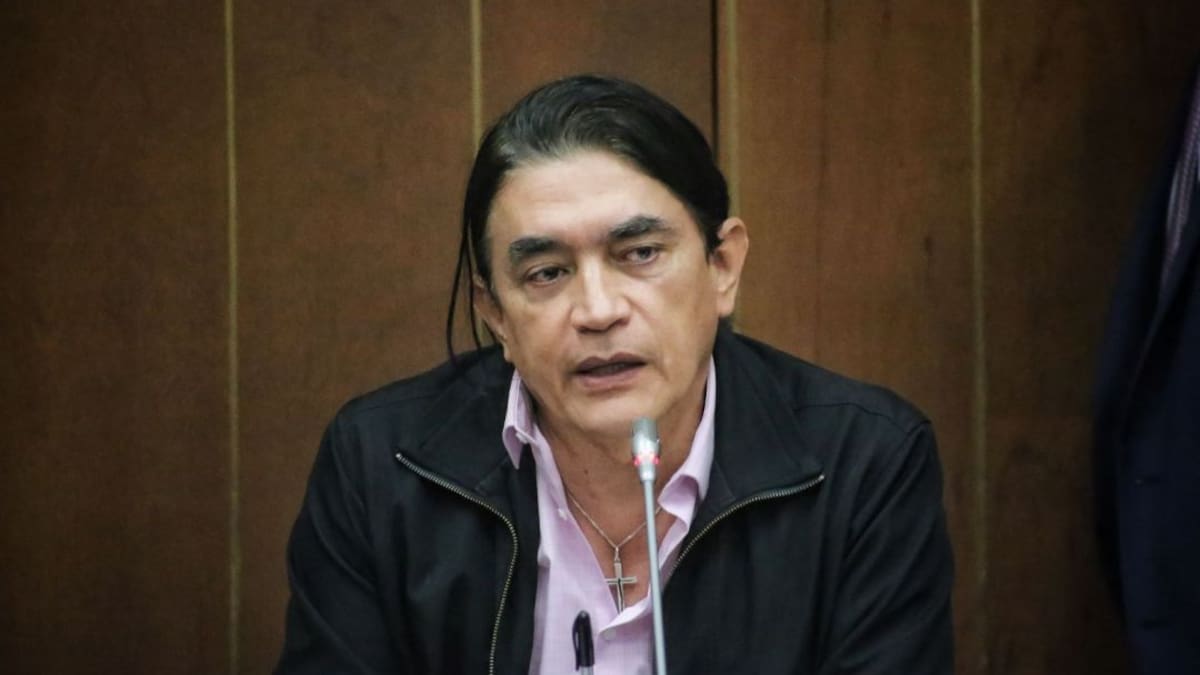 Roy Barreras debería declararse impedido para hablar de reforma a la salud: Bolívar