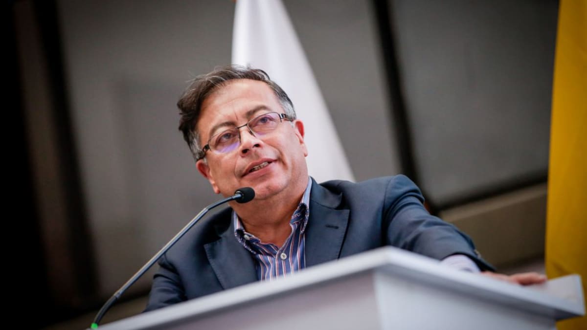 Desmovilizados de las AUC se unirán al acuerdo nacional de Gustavo Petro