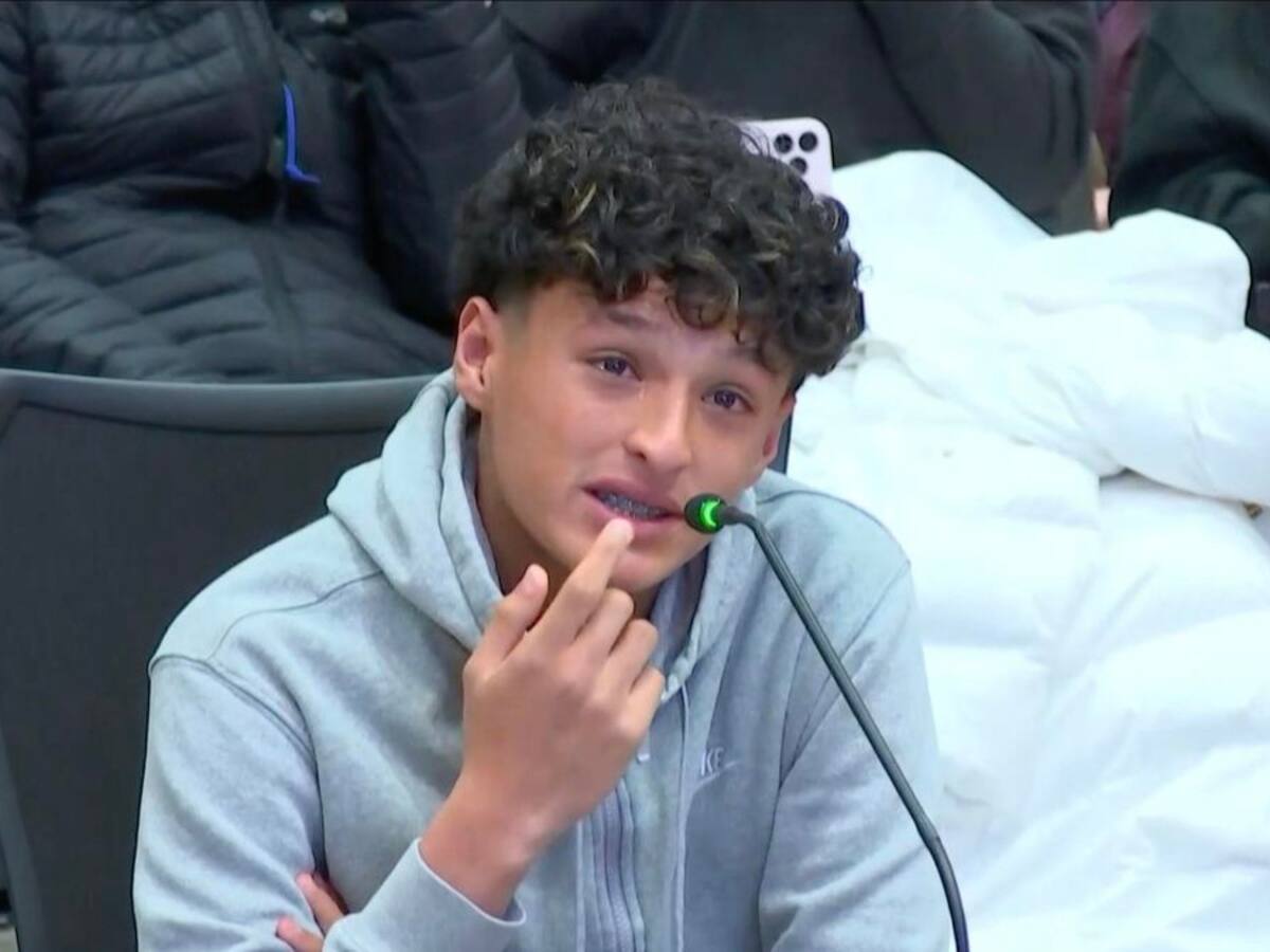 “Al ICE no le importa si tenemos ciudadanía, nos juzgan por ser latinos”: Manny Chavez desde EE.UU.