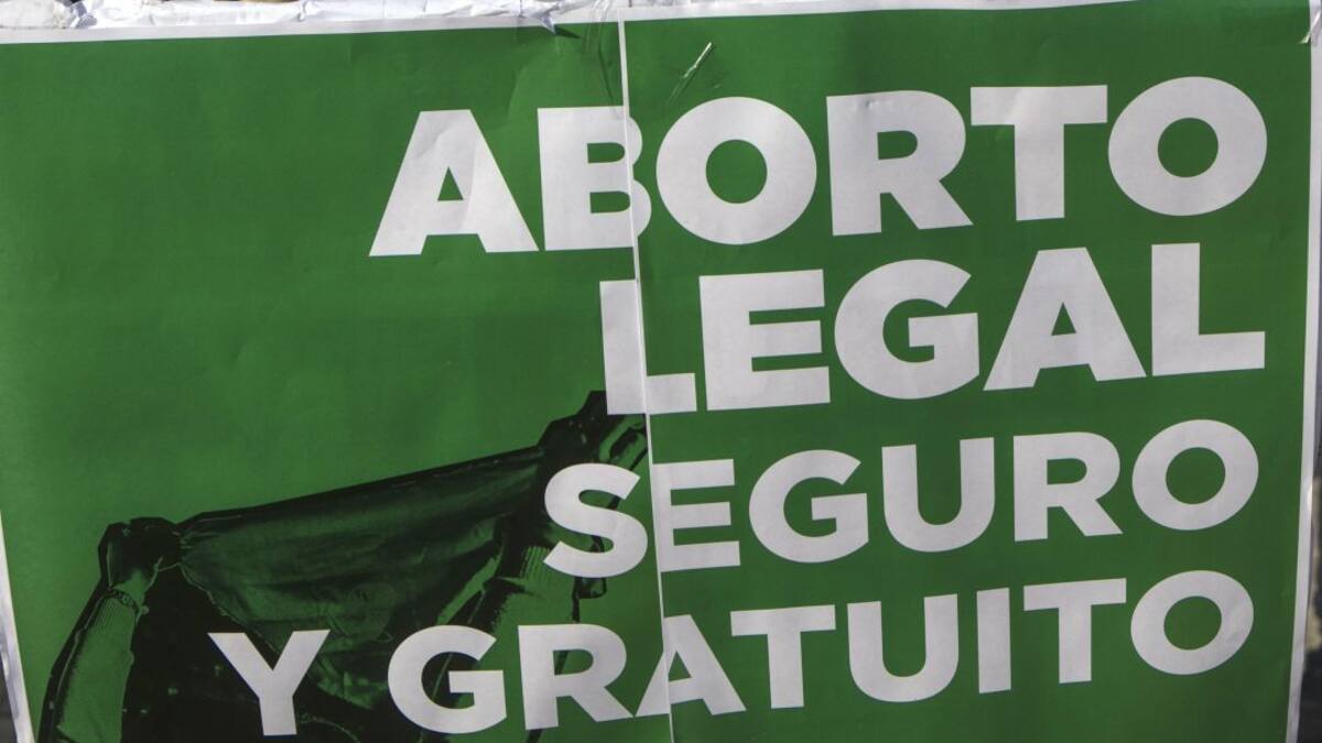 CRISTINA ROSERO, ASESORA LEGAL DE DERECHOS REPRODUCTIVOS