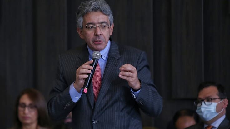 Se le ha puesto mucha novela a eso; era válido: Enrique Gómez por apoyo de De la Espriella a Deluque