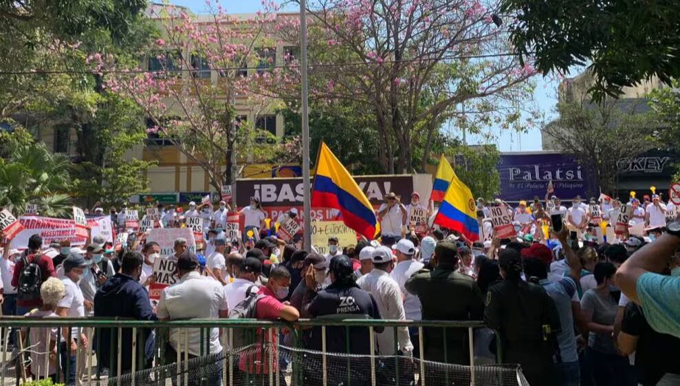 Marcha de comerciantes (Caracol Radio)