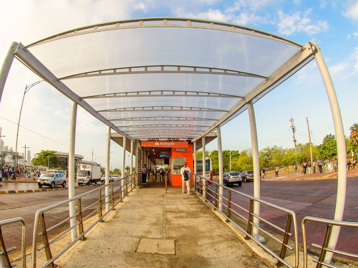 Adjudicaron contrato para la recuperación de todas las estaciones de Transcaribe