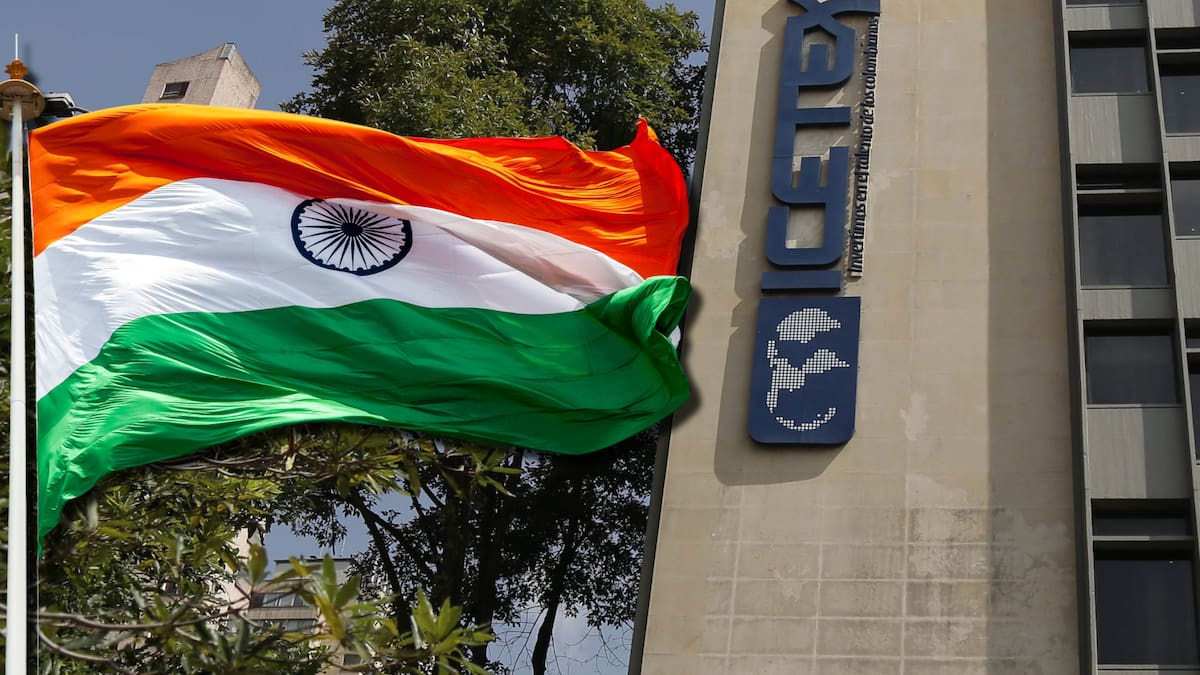Icetex publicó becas del 100% para estudiar IA y analítica de datos en la India: requisitos y fechas