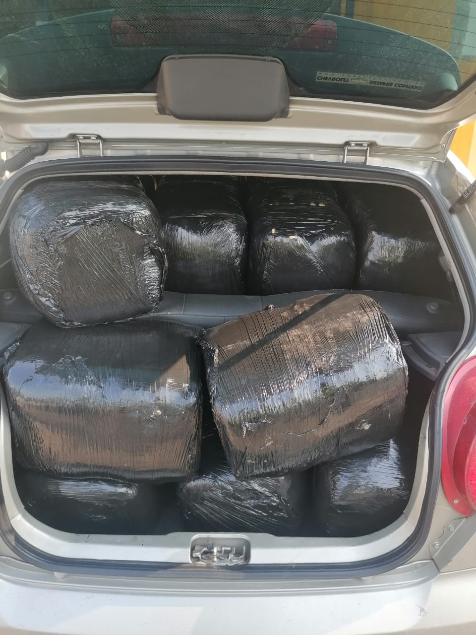 El cargamento de marihuana era transportado a la vista de todo el mundo en un vehículo particular