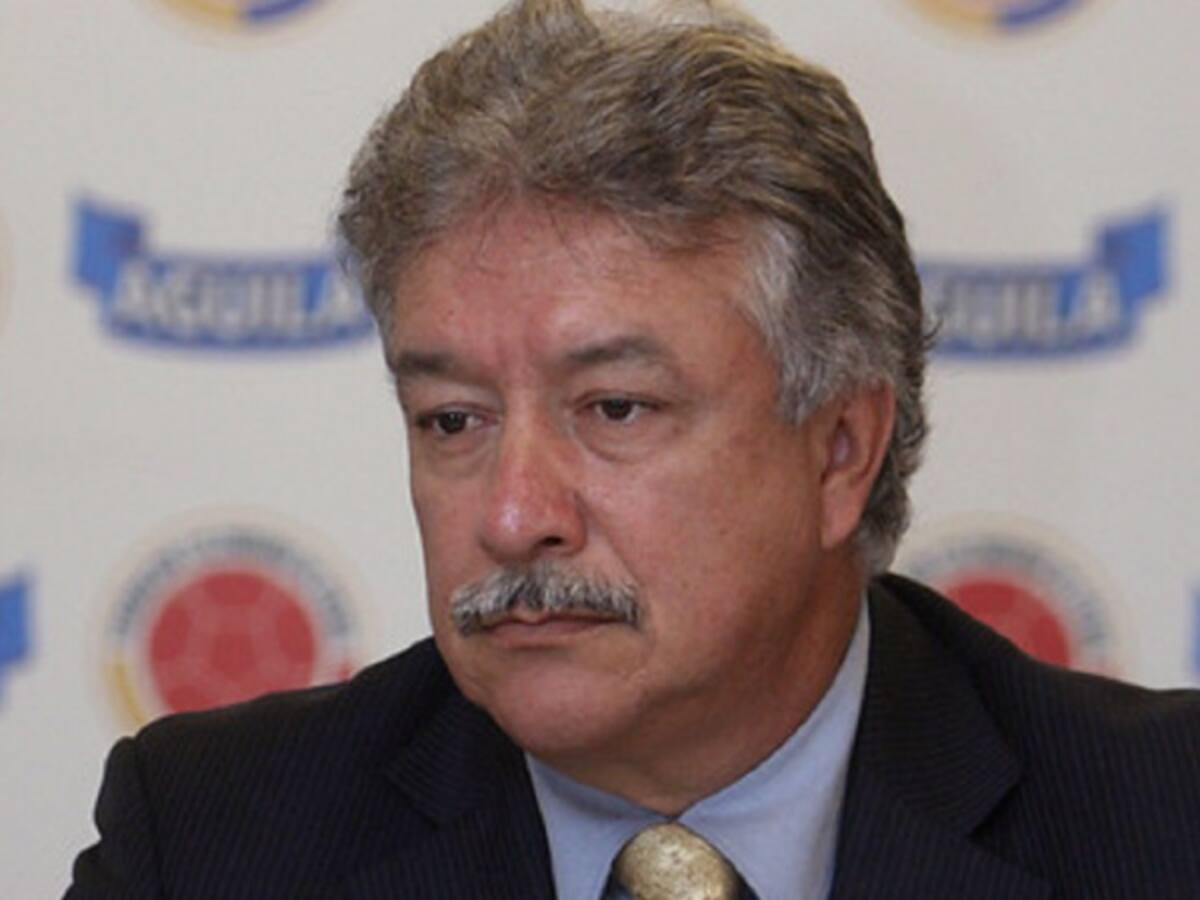 Pékerman está comprometido con la Selección y cuenta con nuestro apoyo: Jorge Perdomo