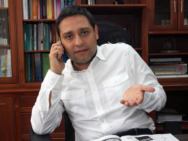 "No comparto la idea de un nuevo plebiscito" Mauricio Lizcano.