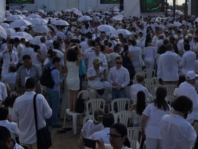 Más de 5 mil personas marchan a esta hora por la paz en Cartagena
