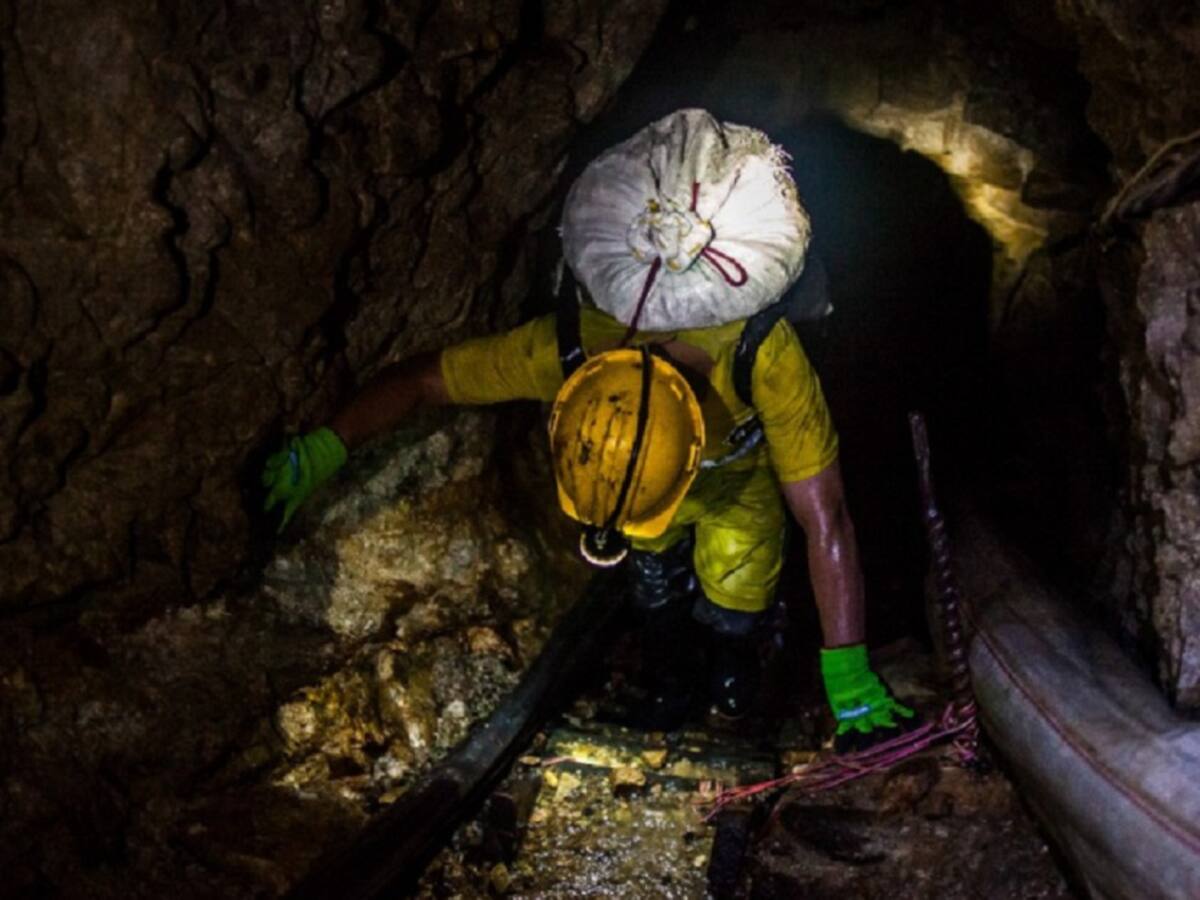 Avanza identificación de mineros en La Mestiza