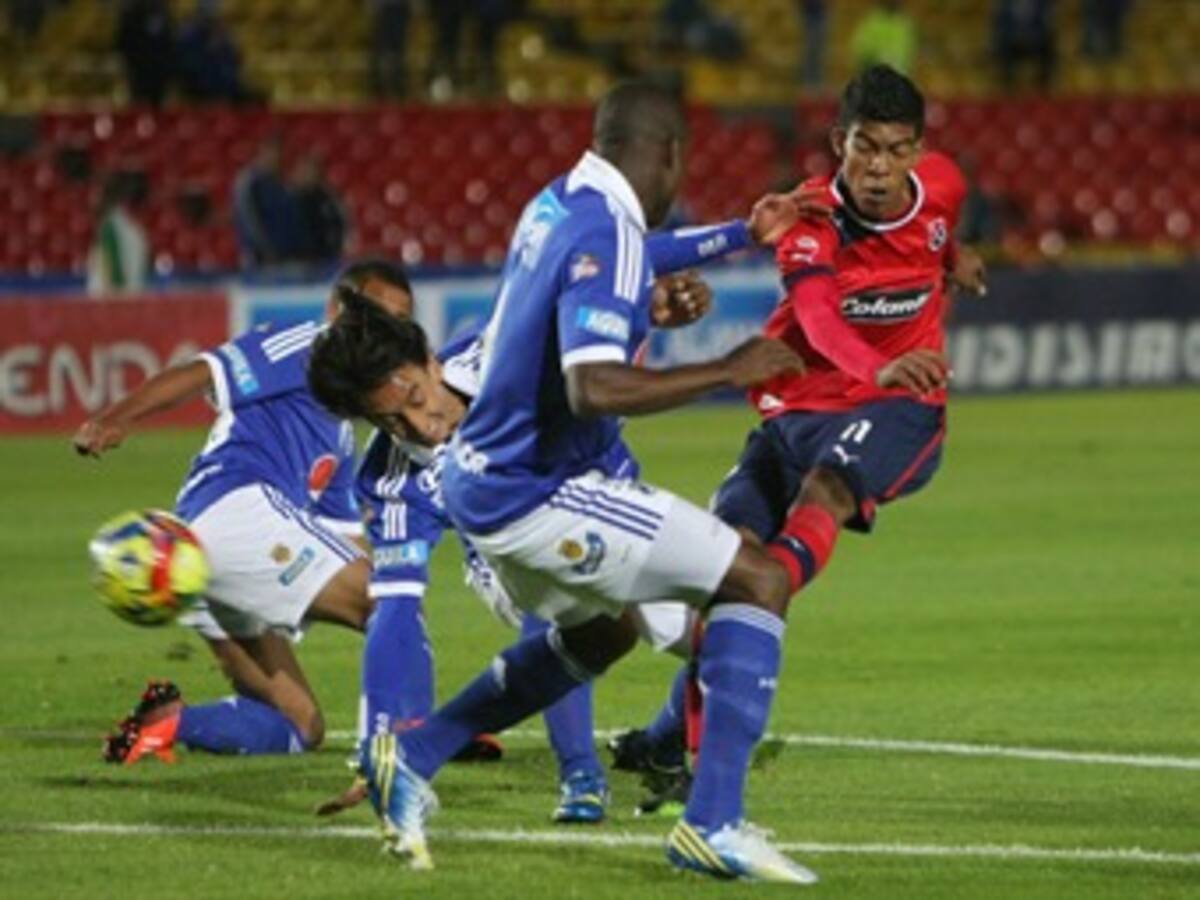 Millonarios y Medellín empataron en juego intenso en El Campín
