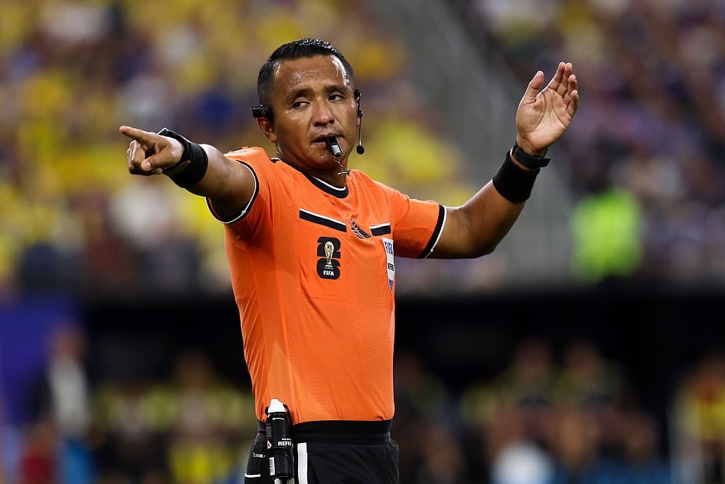 Ivan Barton, árbitro para el partido Colombia vs. Suiza por octavos de final del Mundial / Getty Images