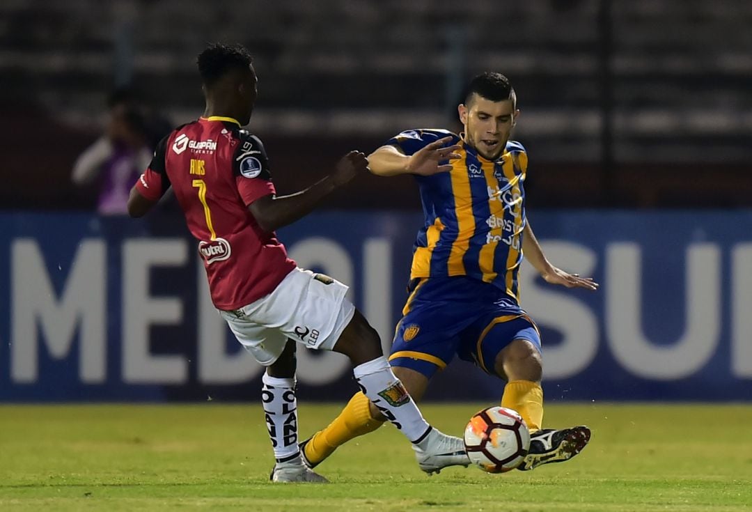 Rubén Monges (derecha) 