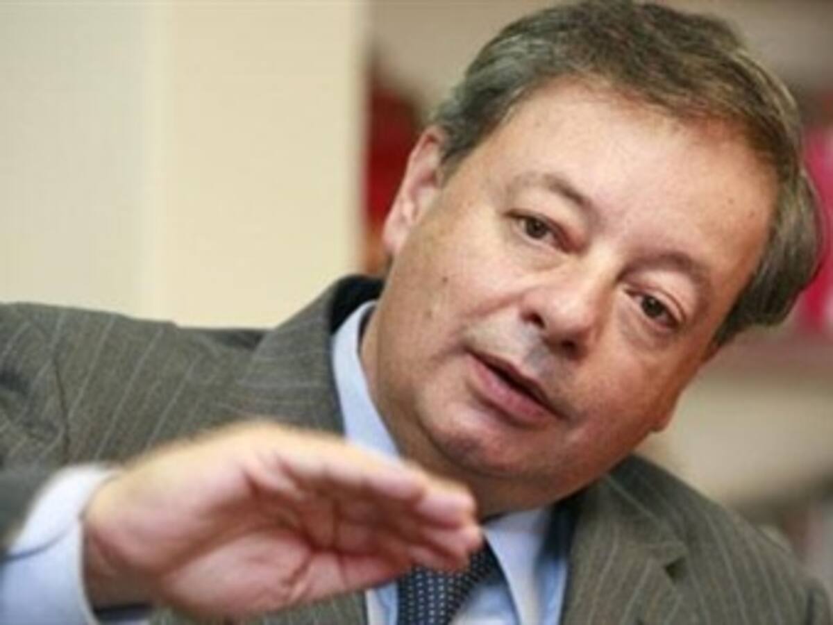 Colombia y Ecuador fortalecen coooperación para combatir a las Farc en la frontera