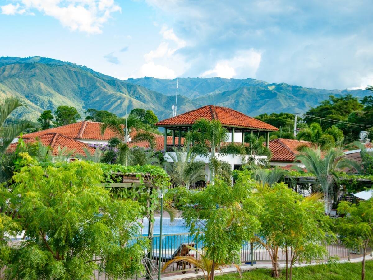 58 mil millones de pesos invertirá Gobierno en el Huila para pavimentar vías