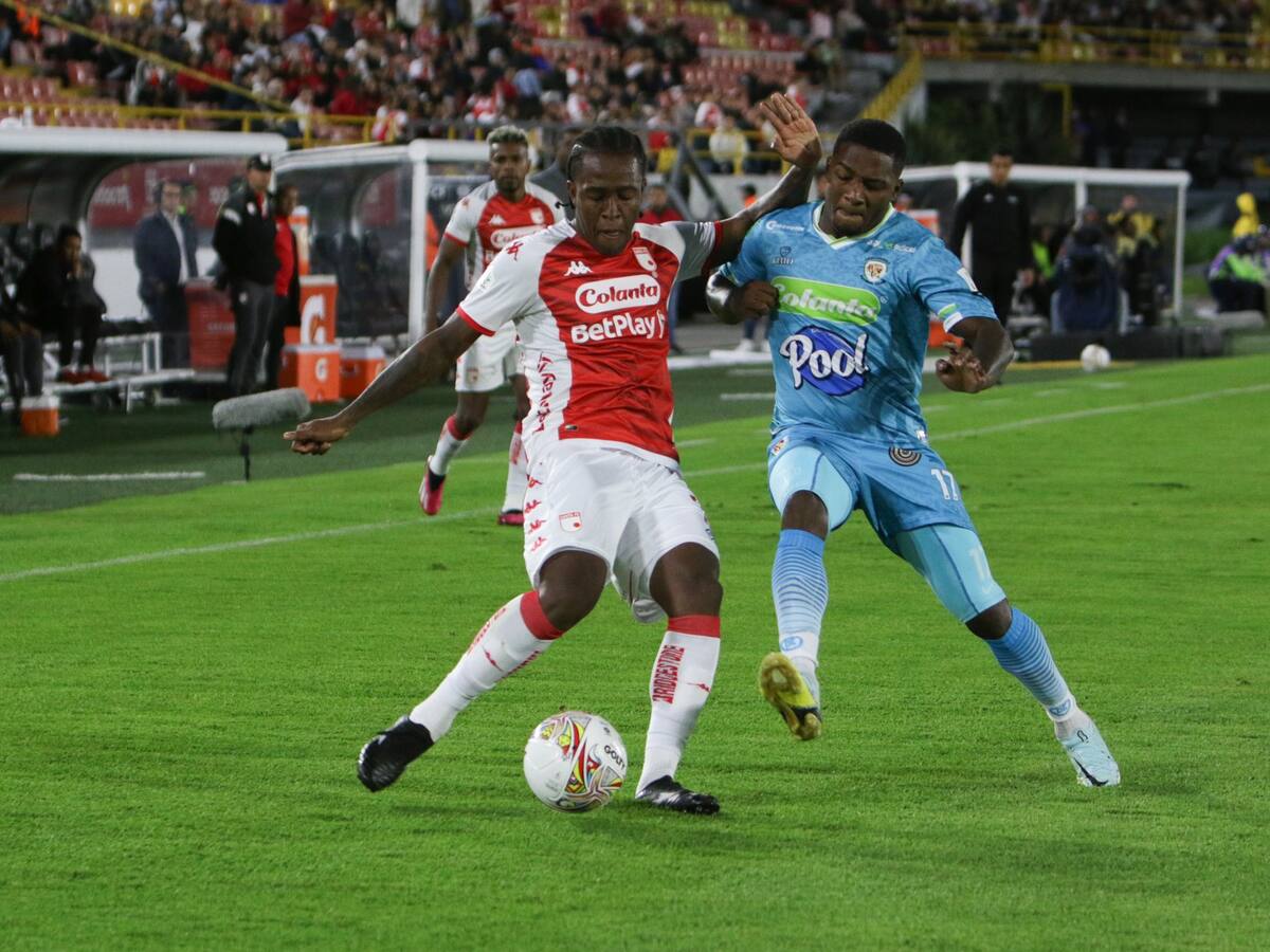 Hugo Rodallega le da el triunfo a Santa Fe ante Jaguares en el estreno de Hubert Bodhert