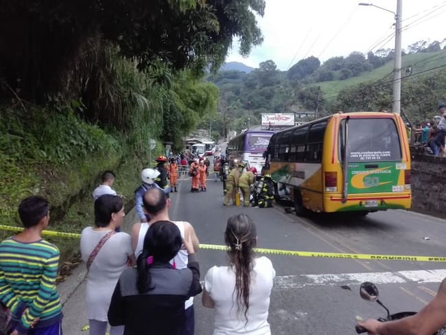 2 muertos y 8 heridos dejaron accidentes de tránsito en Quindío en semana santa
